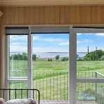 Krum - 300m From The Sea By Interhome Nabbe