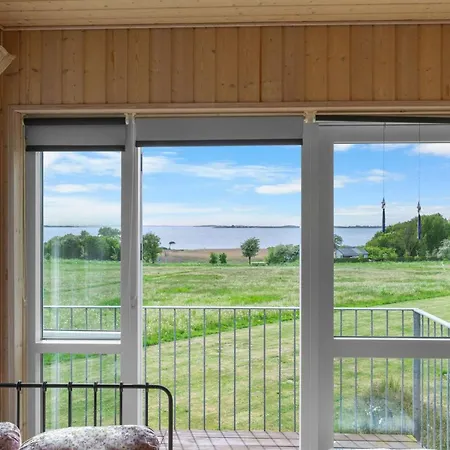 Krum - 300m From The Sea By Interhome Nabbe